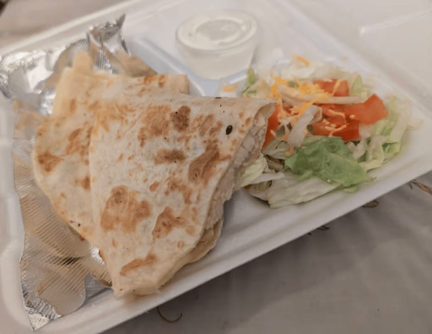 Pollo Quesadilla.
